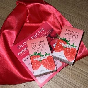 COPY - *TWO*  GLOW RECIPE "STRAWBERRY BHA PORE-SMOOTH BLUR DROPS" WITH BAG